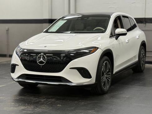 Certified 2023 Mercedes-Benz EQS 450+ SUV image 8