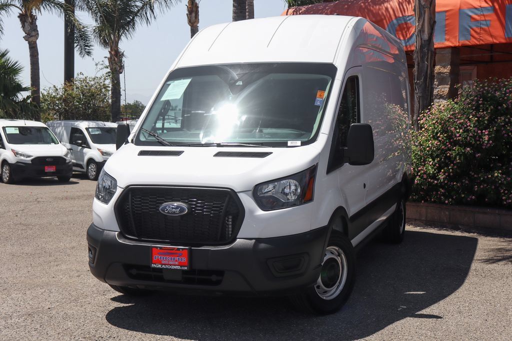 Used 2025 Ford Transit 250 148 High Roof w/ Load Area Protection Package RWD image 4