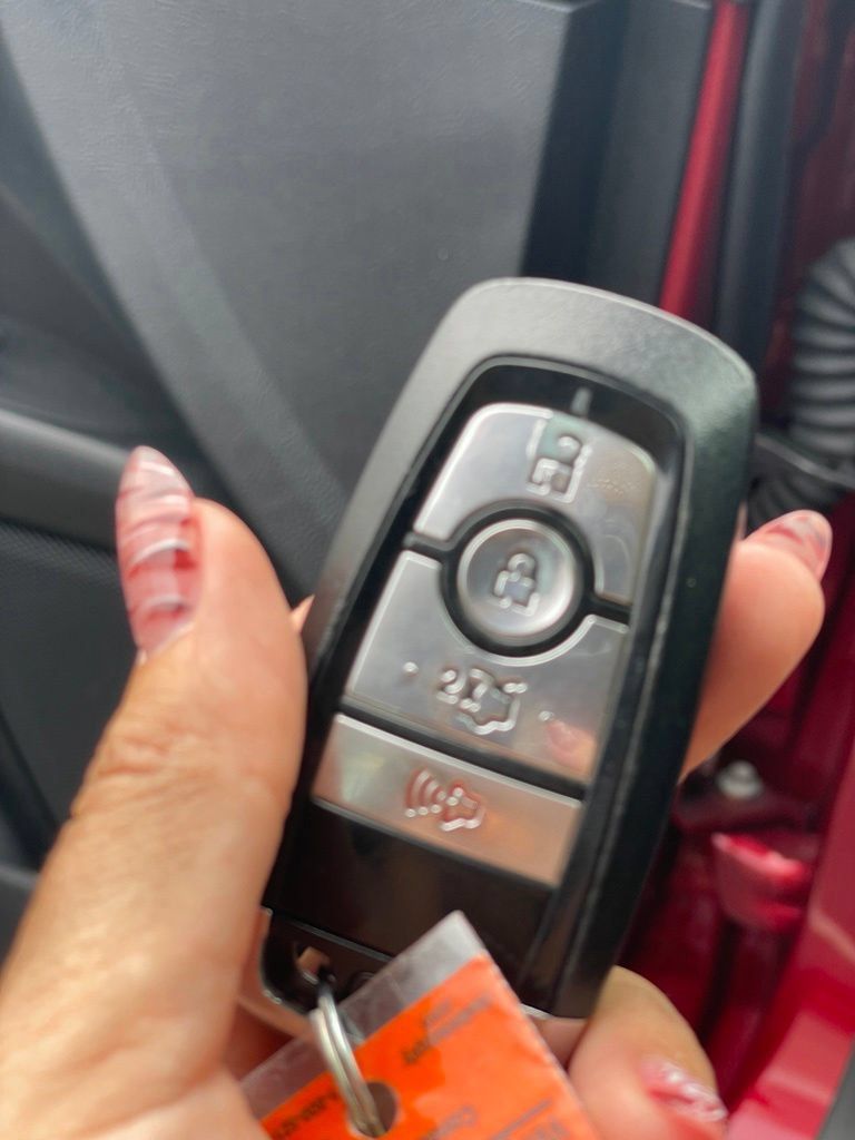 Used 2019 Ford Fusion SE FWD image 27