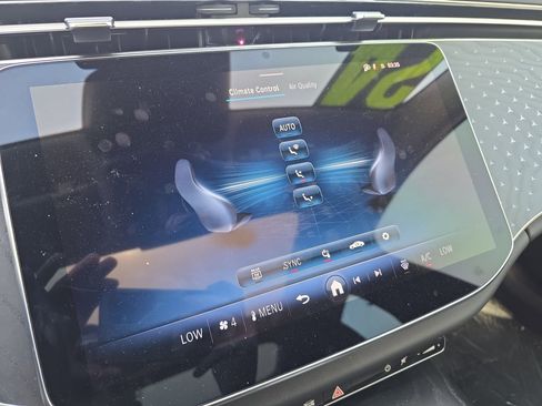 Certified 2024 Mercedes-Benz E 350 4MATIC Sedan image 24