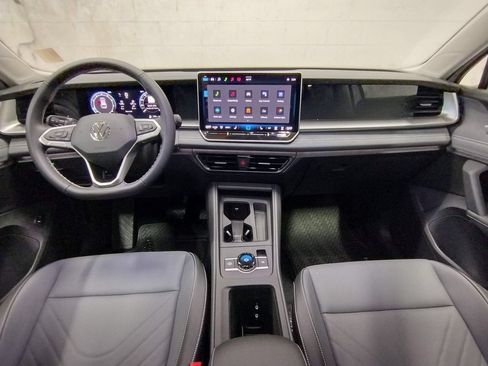 New 2026 Volkswagen Tiguan SE AWD/4WD image 37