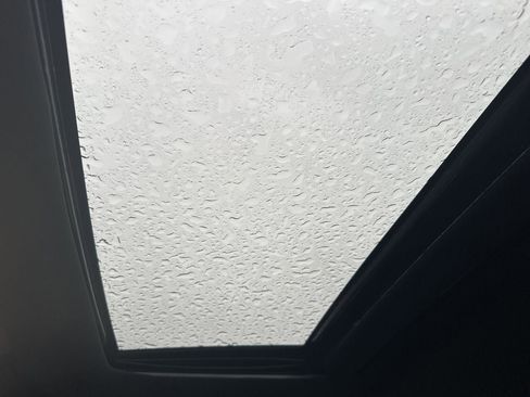 Used 2017 Toyota Tacoma TRD Off-Road image 7