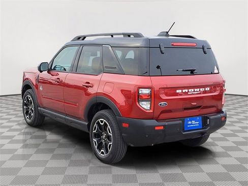 Certified 2025 Ford Bronco Sport Outer Banks w/ Outer Banks Tech Package+ image 11