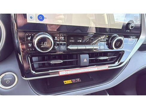 New 2026 Toyota Highlander Platinum AWD/4WD image 27