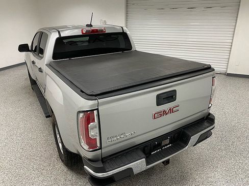 Used 2017 GMC Canyon 2WD Crew Cab w/ Convenience Package image 7