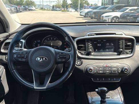 Used 2018 Kia Sorento EX AWD/4WD image 8