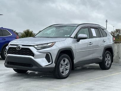 Used 2025 Toyota RAV4 XLE w/ Convenience Package