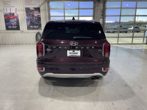 Used 2021 Hyundai Palisade Limited AWD/4WD image 2