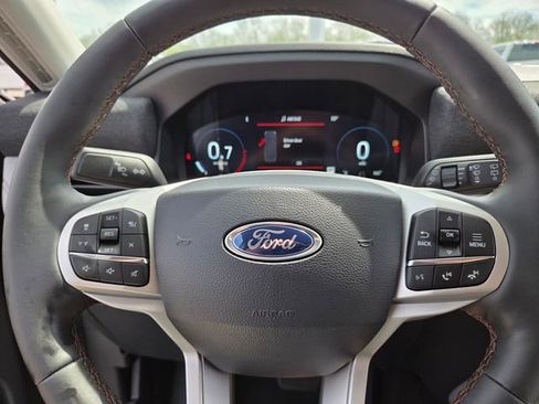 New 2026 Ford Explorer Active w/ Active Comfort Package image 21