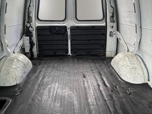 Used 2021 Chevrolet Express 2500 w/ Driver Convenience Package RWD image 12