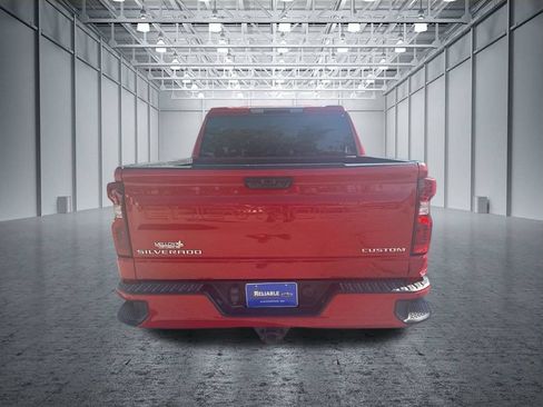Used 2023 Chevrolet Silverado 1500 Custom AWD/4WD image 5