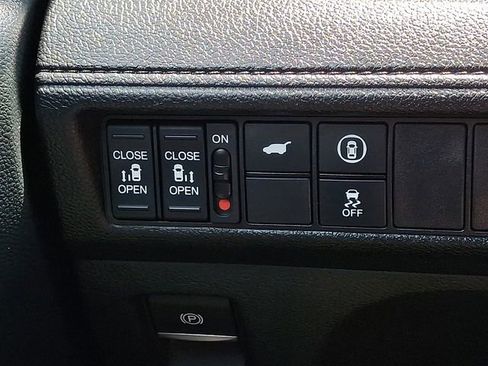 Used 2024 Honda Odyssey Sport image 26