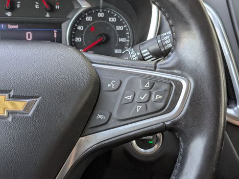 Used 2022 Chevrolet Equinox LT image 21