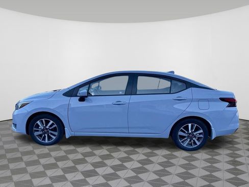 Used 2025 Nissan Versa SV w/ Trunk Package FWD image 15