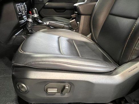 Certified 2024 Jeep Wrangler Sahara w/ Technology Group image 26