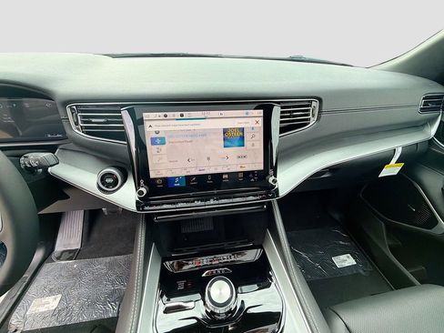 New 2026 Jeep Grand Wagoneer Limited w/ Premium Group II image 30