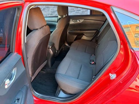 Used 2020 Kia Forte LXS FWD image 15