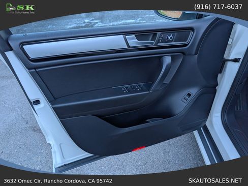 Used 2011 Volkswagen Touareg VR6 AWD/4WD image 37