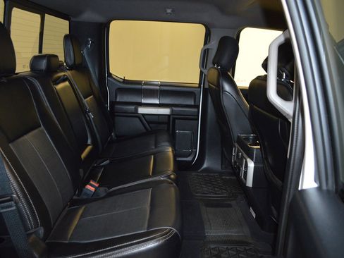 Used 2020 Ford F250 Lariat w/ Lariat Value Package image 12