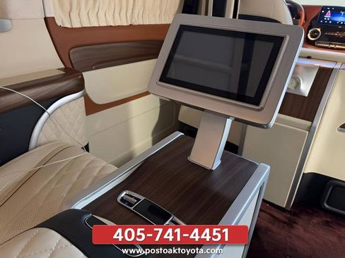 Used 2020 Mercedes-Benz Metris Passenger image 7