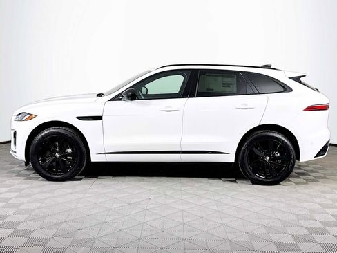 New 2025 Jaguar F-PACE R-Dynamic S image 7