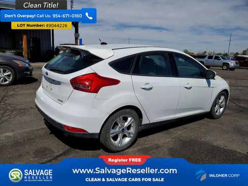 Used 2016 Ford Focus SE image 4