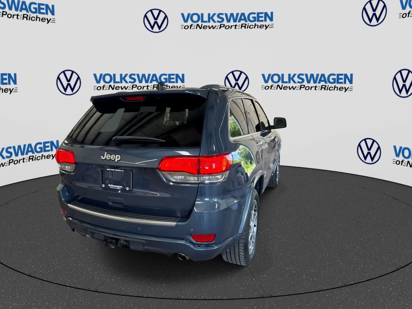 Used 2019 Jeep Grand Cherokee Overland AWD/4WD image 14