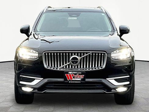 Used 2023 Volvo XC90 B6 Plus w/ Protection Package AWD/4WD image 2