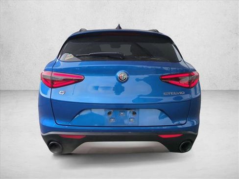 Used 2018 Alfa Romeo Stelvio Ti Sport image 6