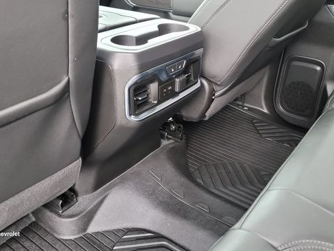 Used 2021 Chevrolet Silverado 1500 LTZ w/ LTZ Premium Package AWD/4WD image 27