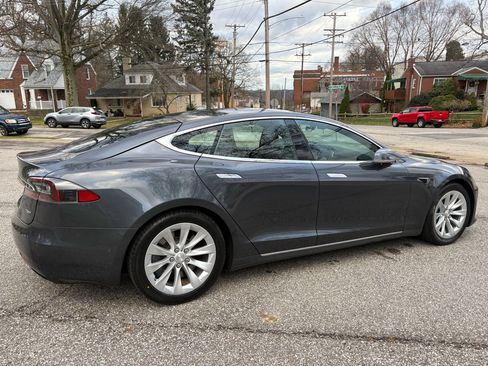 Used 2016 Tesla Model S 75D image 11