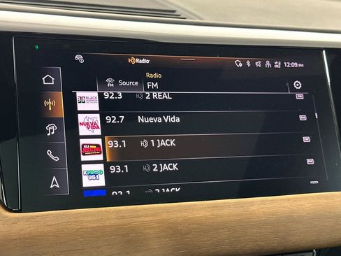 Used 2024 Audi e-tron GT Premium Plus w/ Executive Package image 16