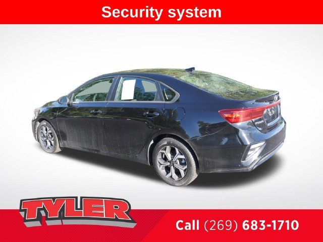 Used 2021 Kia Forte LXS FWD image 5