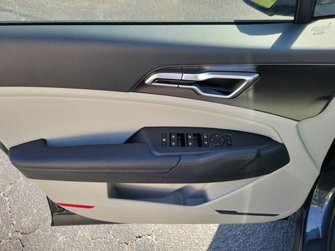 New 2026 Kia Sportage EX FWD image 20