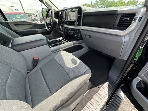 New 2026 Ford F450 XLT RWD image 19
