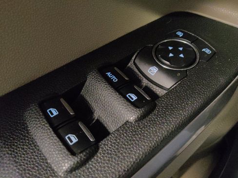 Used 2021 Ford EcoSport Titanium FWD image 27