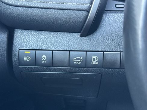 Certified 2022 Toyota Camry SE FWD image 33