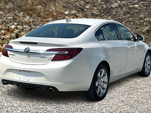 Used 2015 Buick Regal AWD image 2