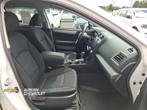 Used 2018 Subaru Outback 2.5i Premium AWD/4WD image 23