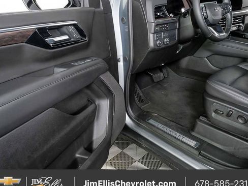 Certified 2025 Chevrolet Tahoe Z71 AWD/4WD image 7