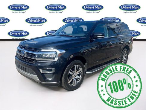 Used 2023 Ford Expedition Limited image 3