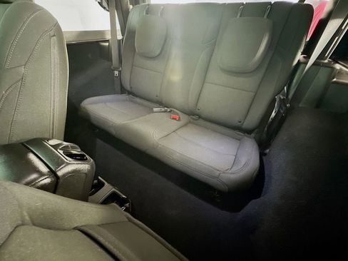 Certified 2022 Jeep Wrangler Sport S image 34