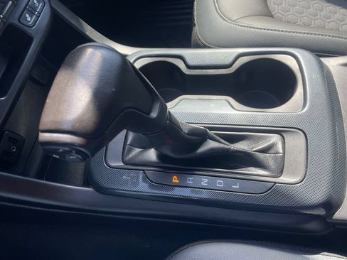 Used 2021 Chevrolet Colorado Z71 RWD image 18