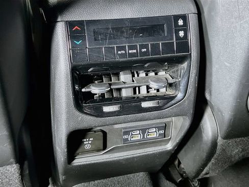 Used 2023 Jeep Grand Cherokee L Laredo AWD/4WD image 35