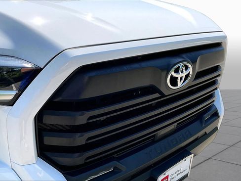 Certified 2025 Toyota Tundra SR5 AWD/4WD image 29