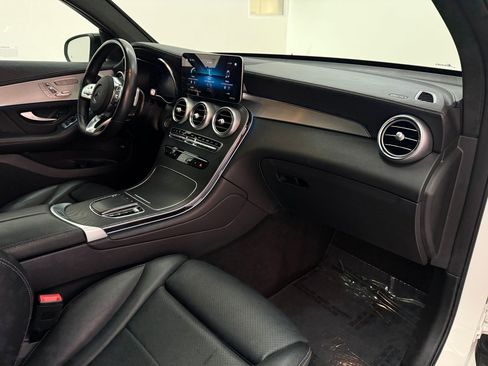 Certified 2022 Mercedes-Benz GLC 300 4MATIC Coupe image 22
