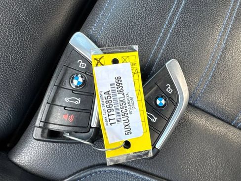 Used 2019 BMW X4 M40i w/ Executive Package AWD/4WD image 33