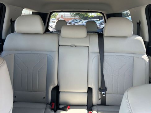 Used 2024 Hyundai Santa Fe SEL FWD image 35