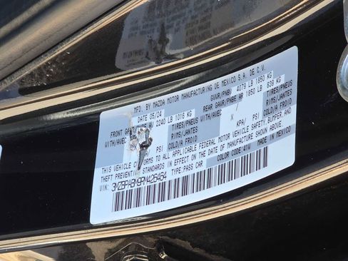 Used 2024 MAZDA MAZDA3 s image 25