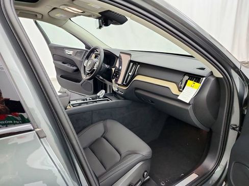 New 2026 Volvo XC60 B5 Plus w/ Climate Package AWD/4WD image 34